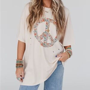 NWT Easel Floral Peace Graphic Ivory Top
